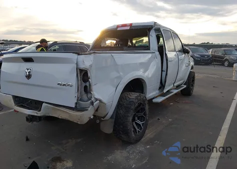2018 Ram 2500 Laramie 4X4 6'4 Box z USA, uszkodzony, nr VIN 3C6UR5FL5JG143147
